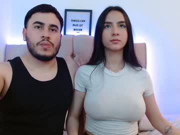 couple Cam Live Girls with moonbrunettee
