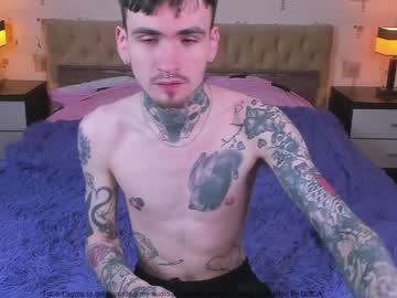 couple Cam Live Girls with rayn_reed