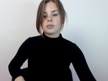 girl Cam Live Girls with omelia_cute