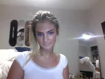 girl Cam Live Girls with lovelyaveryy