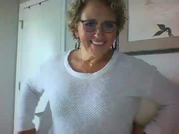 girl Cam Live Girls with momnxtdoor