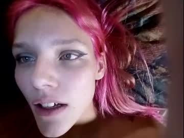 girl Cam Live Girls with skankyscarlet